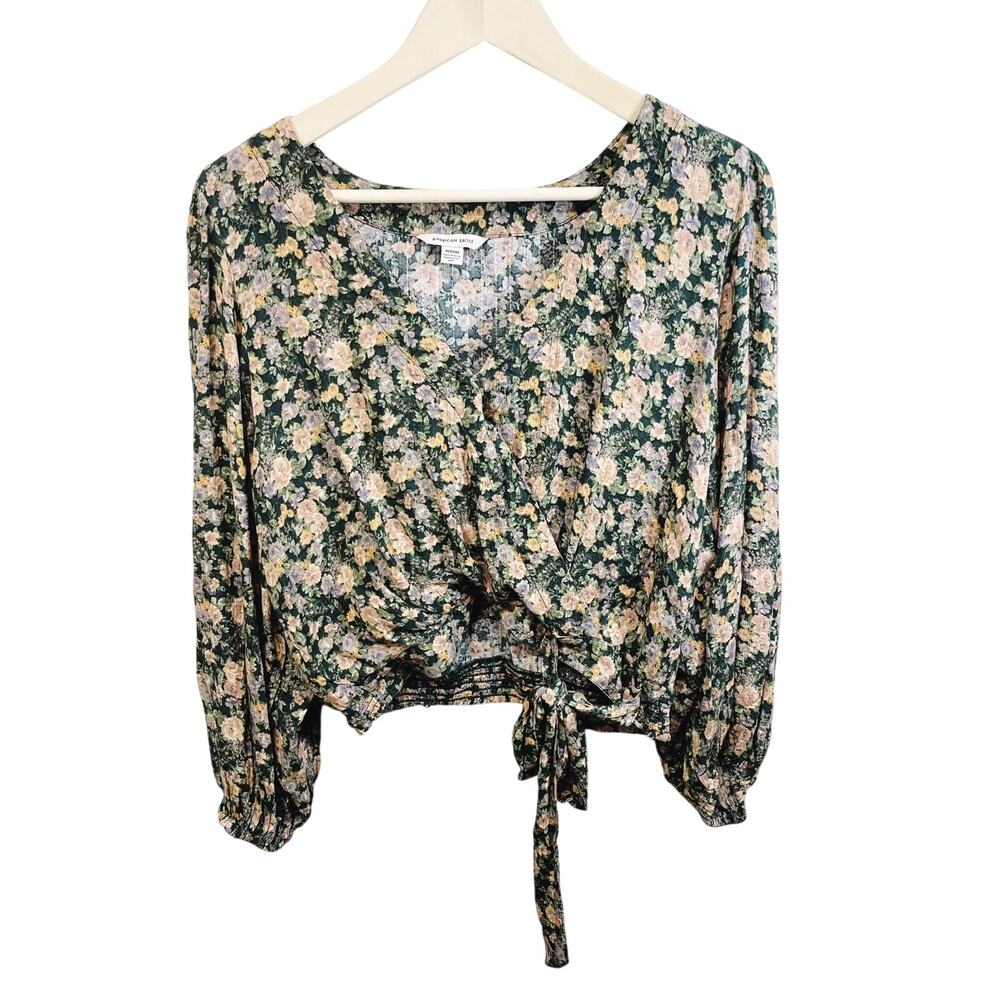 American Eagle Green Floral Crop Top Size M